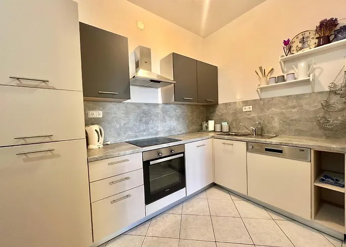 Appartement Zeleni Raj Dramalj